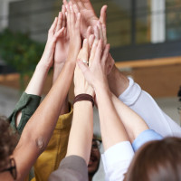 5 Manfaat Teamwork untuk Pengembangan Diri, Asah Komunikasi!