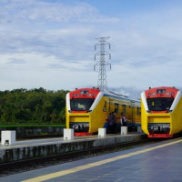 Ngabuburit Sambil Ngintip Sejarah Kereta Api di Sulawesi, Keren Abis!