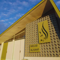 Menilik Konsep Ramah Lingkungan Masjid Al-Kahf di NTT yang Gunakan Solar Panel