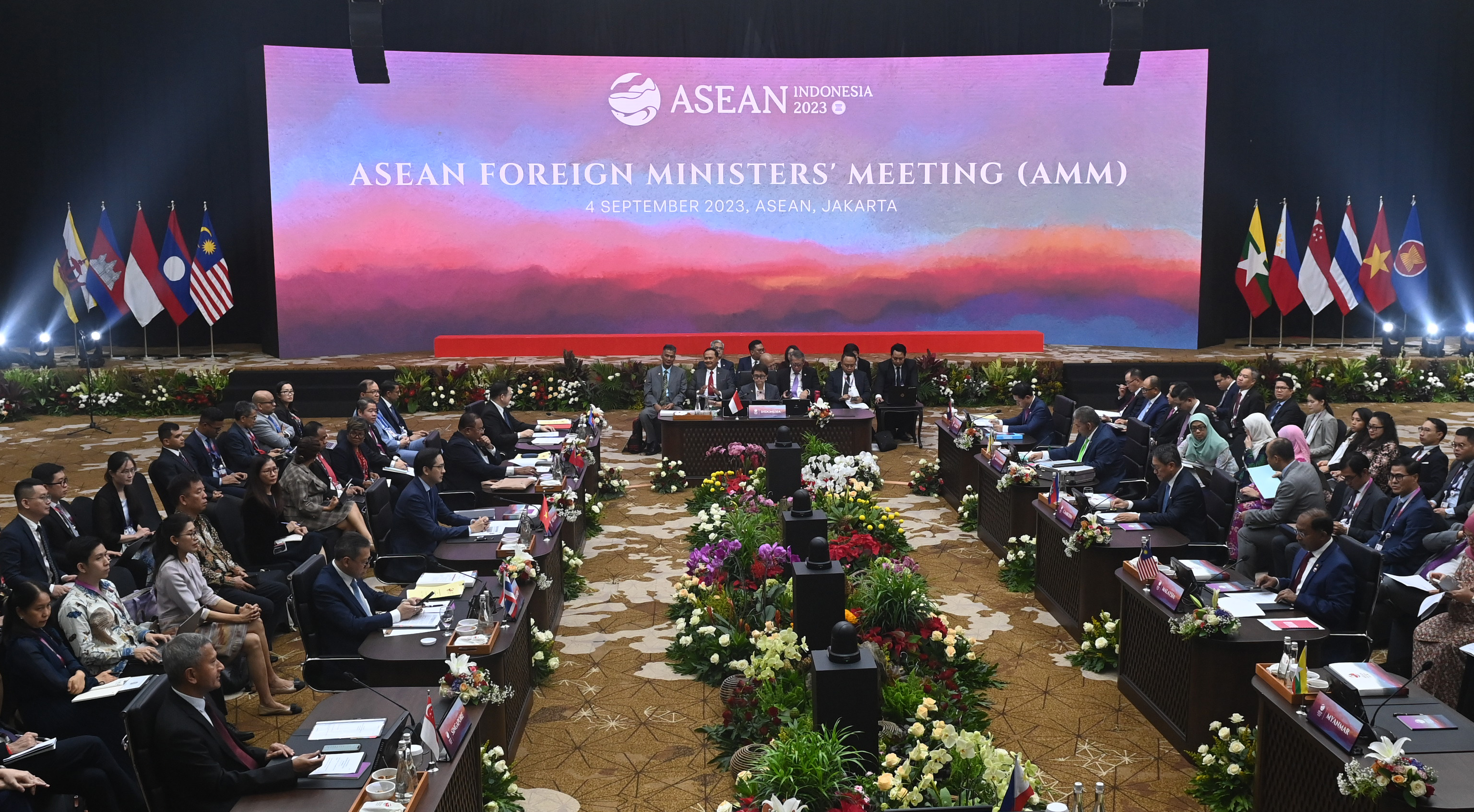 Suasana Pertemuan Menlu ASEAN (AMM)