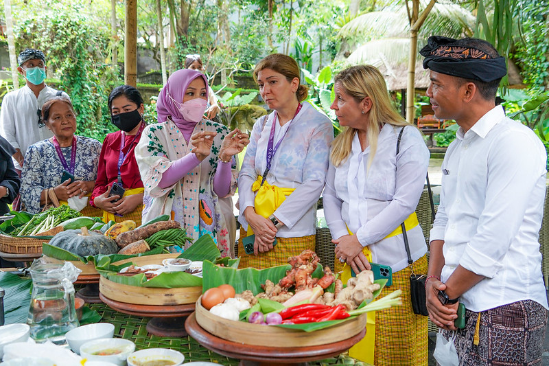 Pertemuan dua kementerian kesehatan di salah satu acara G20 di Bali