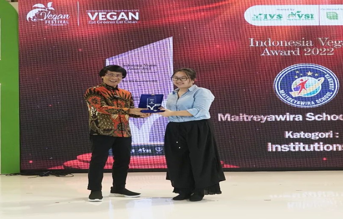 Maitreyawira School Jakarta Menerima Penghargaan Indonesia Vegan Award Kategori Institusi | Sumber: Instagram (@veganfestival.id)