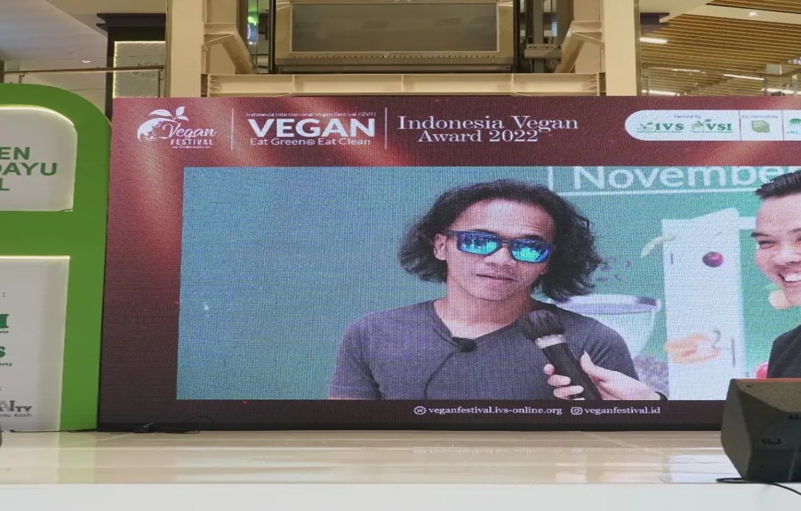 Kaka Slank Penerima Indonesia Vegan Award Kategori Celebrity/Influencer | Sumber: Instagram (@veganfestival.id)